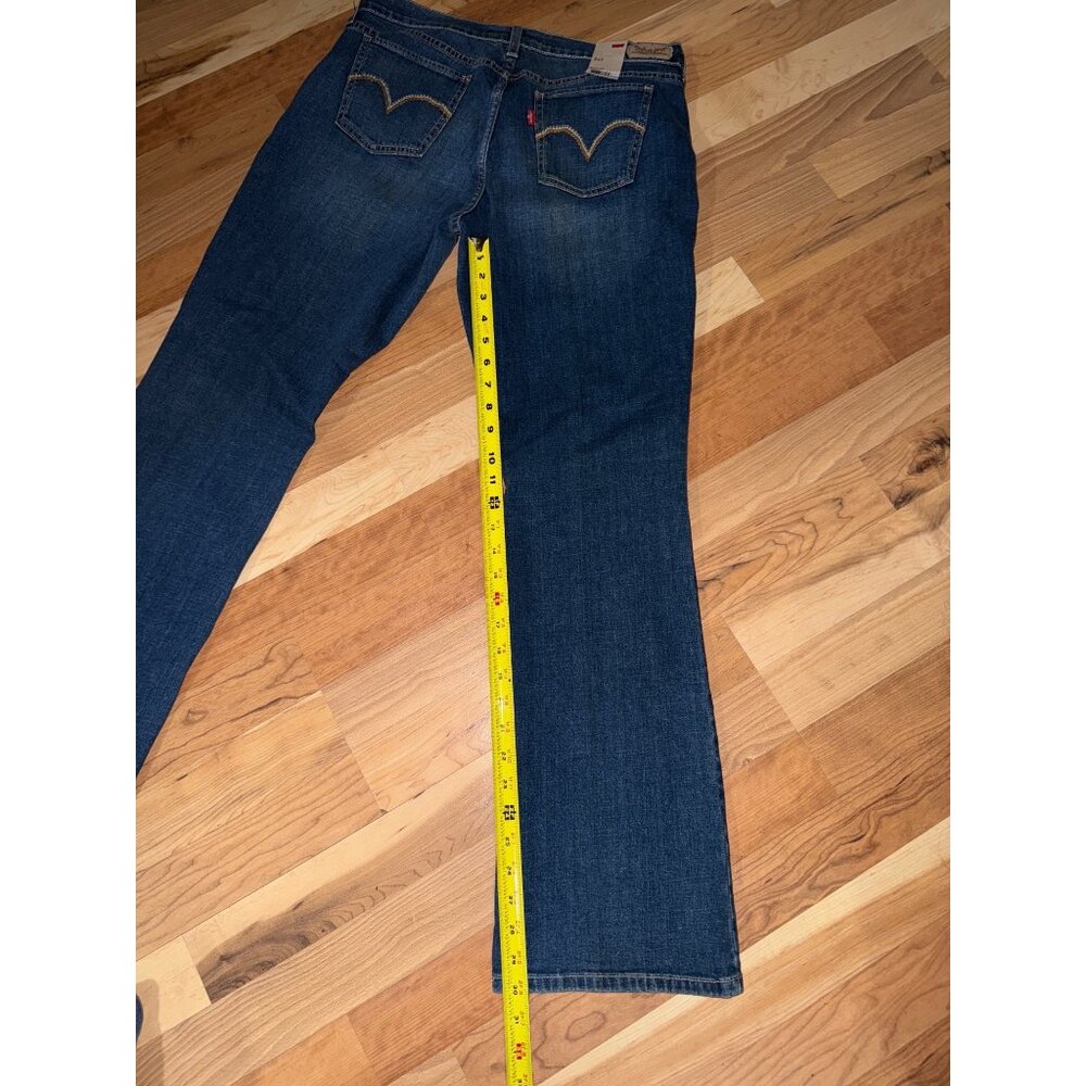 Levi's Women's 515 Classic Boot Cut Mid Rise Blue Jeans - Picture 4 of 10